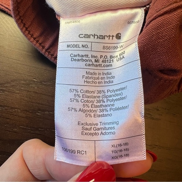 Carhartt women’s relaxed fit shorts. Size XL 16-18. - Picture 9 of 9